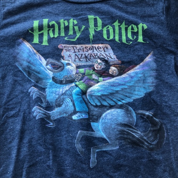 Harry Potter T Shirt Prisoners of Azkaban Book Cover.   Size 8. - Picture 3 of 5